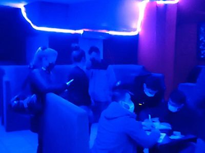 Bursa'da Kaçak Gece Kulübüne Koronavirüs Baskını