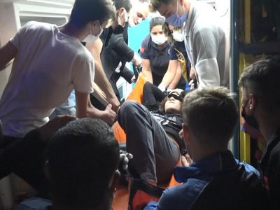 Bursa'da Parkta İki Grup Arasında Yan Bakma Kavgasında Lösemi Hastası Çocuk Yaralandı!
