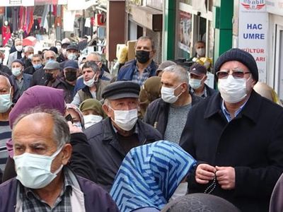 Bursa’da Ramazan Öncesi Vatandaşlar Alışverişe Akın Etti