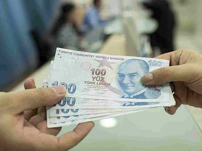 Bütün öğrencilere 1611 lira yardım parası verilecek! İlkokuldan üniversiteye kadar herkes alabiliyor