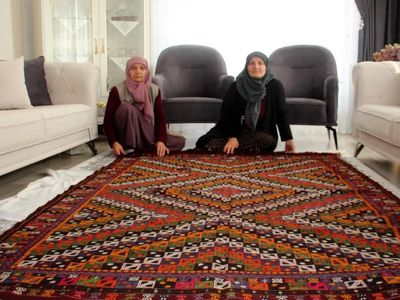 Büyük bir sabırla üretiliyor: 6 metresi 100 bin liraya satılıyor
