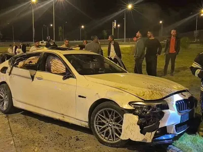 Erzurum’da trafik kazası: İki araç çarpıştı, 2 kişi yaralandı