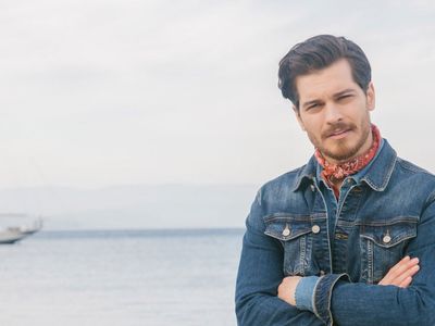 Çağatay Ulusoy ile İlkin Tüfekçi arasında aşk iddialarını güçlendiren detay