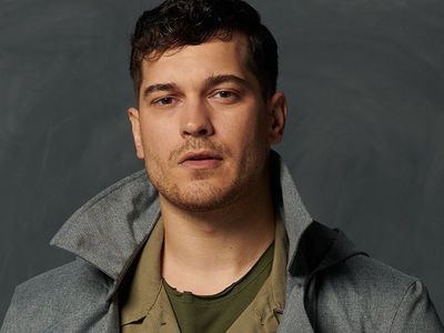 Çağatay Ulusoy’un Başrol Olduğu Süslü Korkuluk Dizisine Acun Ilıcalı’dan Büyük Veto Geldi!