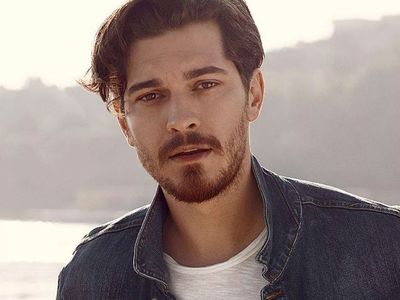 Çağatay Ulusoy'un Eski Halinden Eser Yok! Ünlü Oyuncuyu Görenler Tanıyamadı