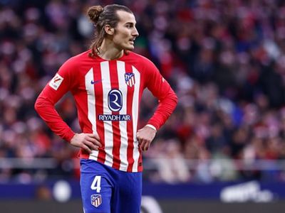 Çağlar Söyüncü resmen Fenerbahçe'de: Özel jetle Türkiye'ye geliyor