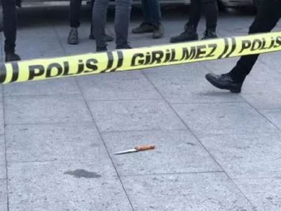 Çağlayan Adliyesi'nin Önünde Nöbet Tutan Polis Memuruna Bıçaklı Saldırı