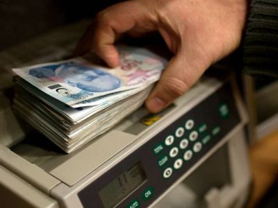 Çalışan emekliye ikramiye Meclis’ten geçti mi? 5000 TL emekli ikramiyesi ne zaman ödenecek? 2023 çalışan emekli ikramiye ödeme tarihleri