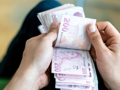 Çalışanları ilgilendiren toplu iş sözleşmesin kamu yolunda: Zam talebi sunulacak