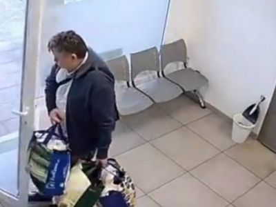 Çamaşır makinesi bomba gibi patladı: Bir kişi son anda kurtuldu