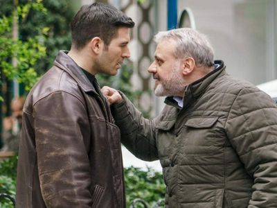 Camdaki Kız 77. bölüm fragmanı: Camdaki Kız yeni bölümde neler olacak? Camdaki Kız yeni bölüm ne zaman, saat kaçta?
