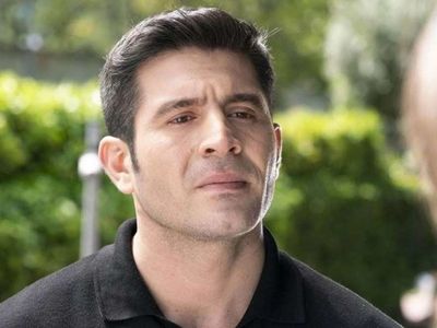 Camdaki Kız Hayri evli mi, nereye gitti? Camdaki Kız Hayri geri dönecek mi?