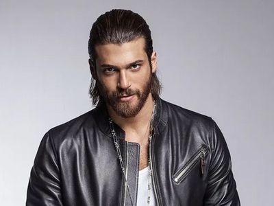 Can Yaman, İtalyan Sevgilisinin Annesi İle Tanıştı!