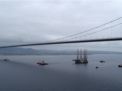 Çanakkale Boğazı'nda gemi trafiği çift yönlü askıya alındı