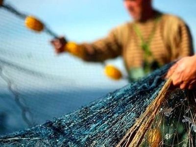 Çanakkale Boğazı’nda korku dolu anlar: Balıkçıların ağına öyle bir şey takıldı ne yapacaklarını şaşırdılar