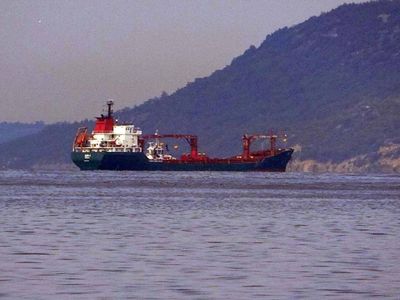Çanakkale Boğazı’nda sis etkili oldu: Gemi geçişleri durduruldu