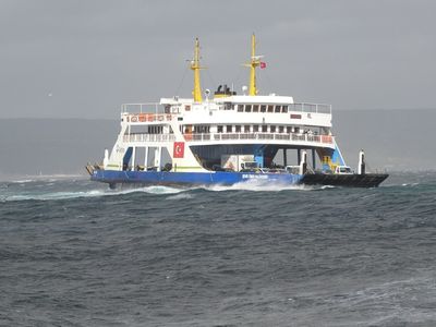 Çanakkale Feribot Ücretlerine Şok Zam! Ulaşım Maliyetleri %40 Arttı