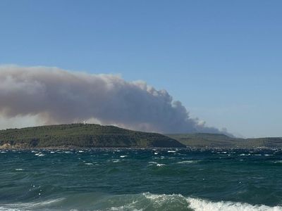 Çanakkale Gelibolu'da Orman Yangınına Müdahale Devam Ediyor