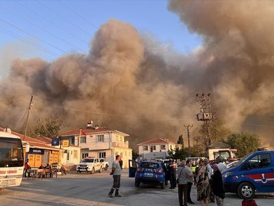 Çanakkale Gelibolu'da Orman Yangınına Müdahale Devam Ediyor
