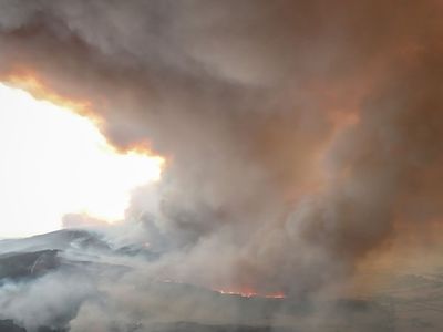 Çanakkale Gelibolu'daki Orman Yangınına Müdahale Devam Ediyor