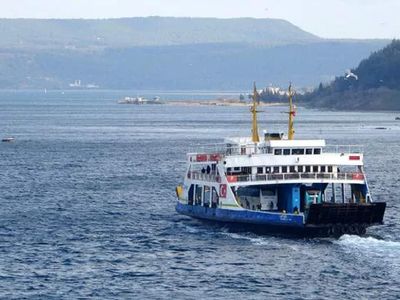 Çanakkale'de Bozcaada ve Gökçeada feribot seferleri iptal edildi!