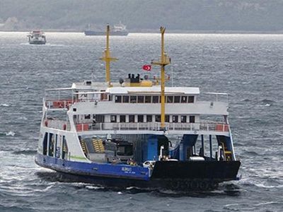 Çanakkale'de Feribot Seferlerine Fırtına Engel Oldu