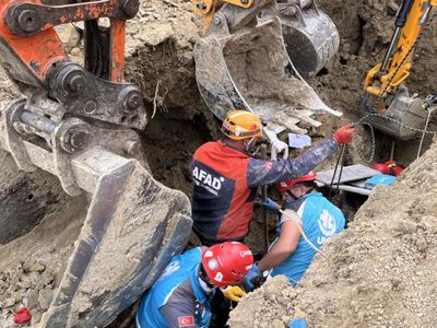 Çanakkale’de toprak kayması: 2 işçi hayatını kaybetti, 1 işçi yaralandı