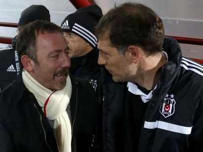 Candaş Tolga Işık, Fenerbahçe'nin Slaven Bilic İle Anlaştığını İddia Etti!