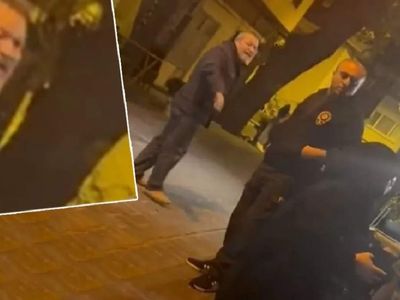 Çarşaflı kadınlara sözlü saldırı: Hadi kalkın buradan