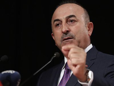 Çavuşoğlu: Macron'un Söyleyecek Sözü Varsa Yüzümüze Söylesin!