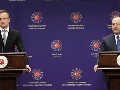 Çavuşoğlu’ndan Rusya Ukrayna ilişkilerini etkileyecek açıklama: Garantörlük talebi geldi!