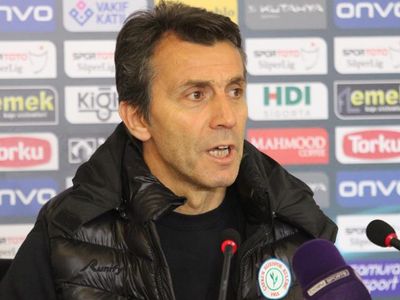 Çaykur Rizepsor'da Bülent Korkmaz, Kayserispor deplasmanında galibiyeti kaçırdıklarını söyledi