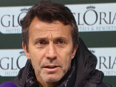 Çaykur Rizespor Teknik Direktörü Bülent Korkmaz, Süper Lig'de Sivasspor'a mağlup oldukları maçın ardından açıklamalarda bulundu!