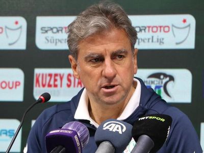 Çaykur Rizespor'da Hamza Hamzaoğlu'ndan Başakşehir Yenilgisi Sonrası İstifa Açıklaması!