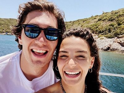 Cedi Osman, Sevgilisi Ebru Şahin İle Sosyal Medya Hesabından Paylaşım Yaptı!