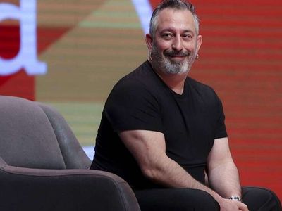 Cem Yılmaz  yeni filmini duyurdu! Joker dönerse Ayzek de döner!