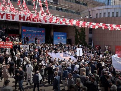 CHP Genel Merkezi’nde Bayramlaşma: Gözler Kılıçdaroğlu’nun Mesajlarında