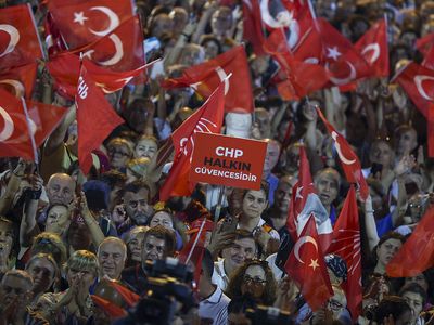 CHP “İMAMOĞLU’NA ÖZGÜRLÜK” MİTİNGLERİNİ AVRUPA'YA TAŞIYACAK