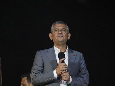 CHP Lideri Özgür Özel Kadıköy'de "Yargılayacağız" dedi