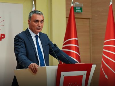 CHP Sözcüsü Müslim Sarı'dan PM sonrası açıklama: "Olağan kurultay takvimi yapılacak"
