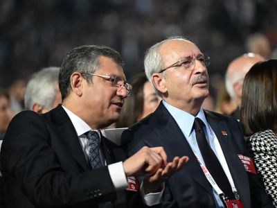 CHP’de Kılıçdaroğlu ve Özel arasında grup toplantısı gerilimi devam ediyor