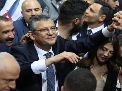 CHP’de Kurultay gerçekleşti: Yeni Genel Başkan Özgür Özel oldu