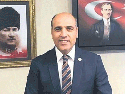 CHP’de Yeni Skandal: Arabasını Polislerin Üzerine Sürdü