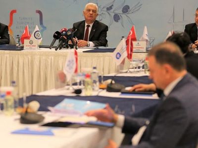 CHP'li Başkanlardan 'Hizmet Etmemiz Engellenmeye Çalışılıyor' İddiası