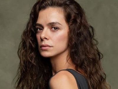 Çiçeği Burnunda Anne Özge Özpirinçci’den Yeni Fotoğraf Geldi, Ünlü Oyuncunun Son Hali Herkesi Şaşırttı!