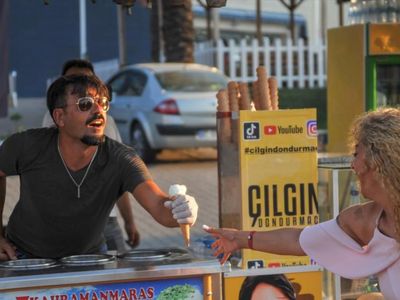 Çılgın Dondurmacı Kimdir, Nereli ve Nerededir?