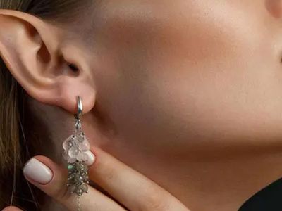 Çin’de Başlayan Elf Kulak Estetik Akımı Görenleri Şaşırttı