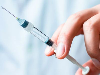 Çin'de Bir Koronavirüs Aşısının Daha Acil Kullanımı Onaylandı