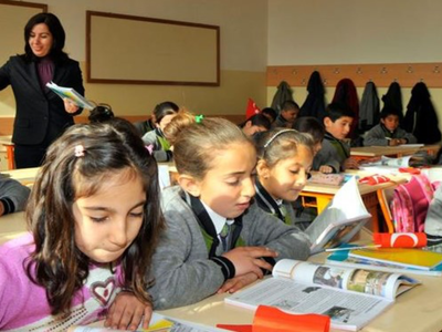 Çocuğunun kimlik belgesini getiren yardım parasını kapacak! Aylık tıkır tıkır hesaba para ödeniyor
