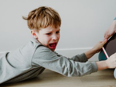 Çocuğunuzun Psikolojisinin Bozuk Olduğunu Nasıl Anlarsınız?